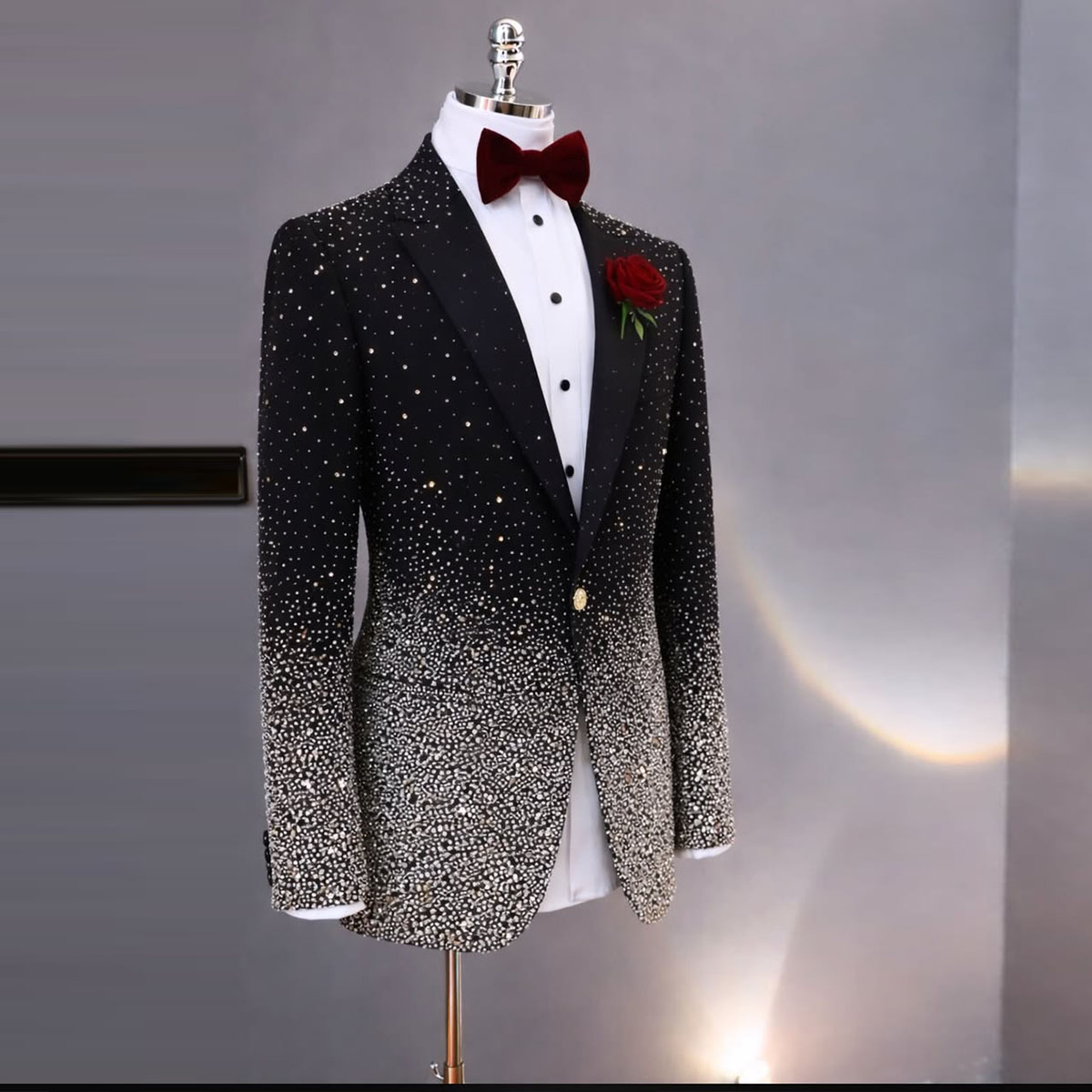Eleganter Strass-Diamant Herre – Men Grooming Outfit Bewertung und Preis
